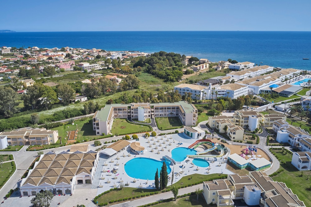 Sandy Beach Resort in Ag. Georgios