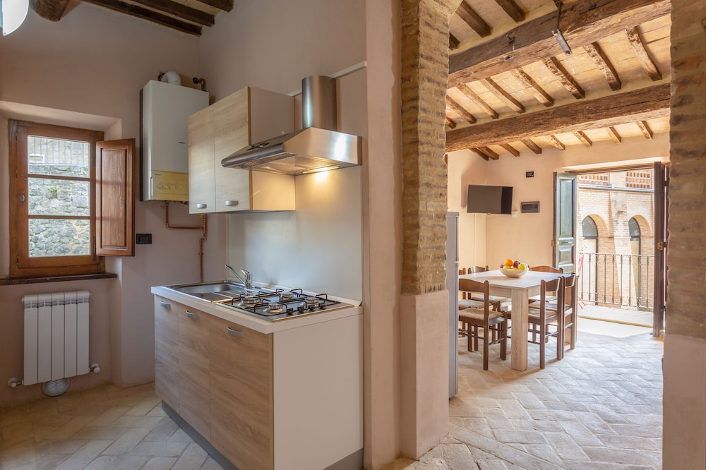 GH Borgo Pulciano 25/50