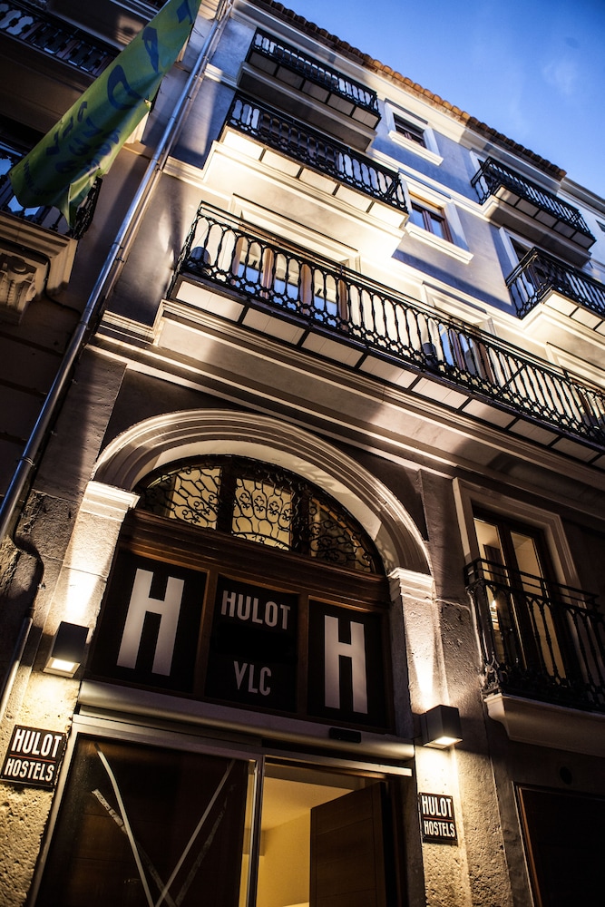 Hulot Hostal Valencia 1/20