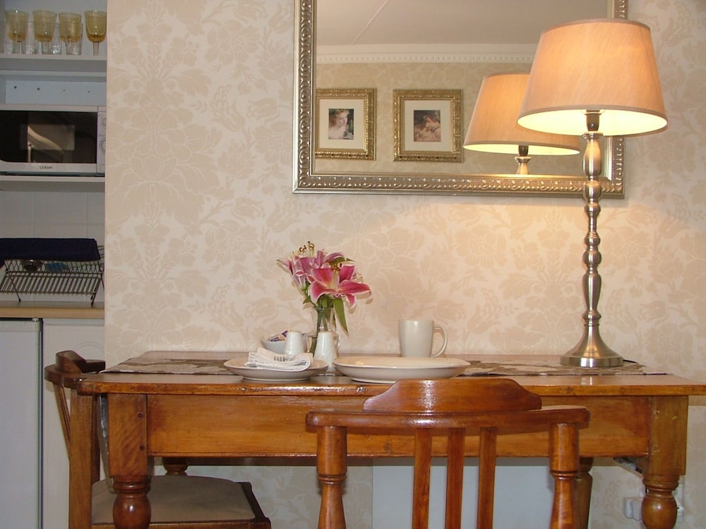 Arum Place Guest House 7/50