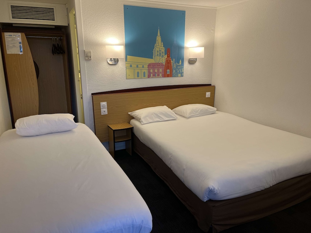 Kyriad Direct Marseille Ouest Martigues 17/55