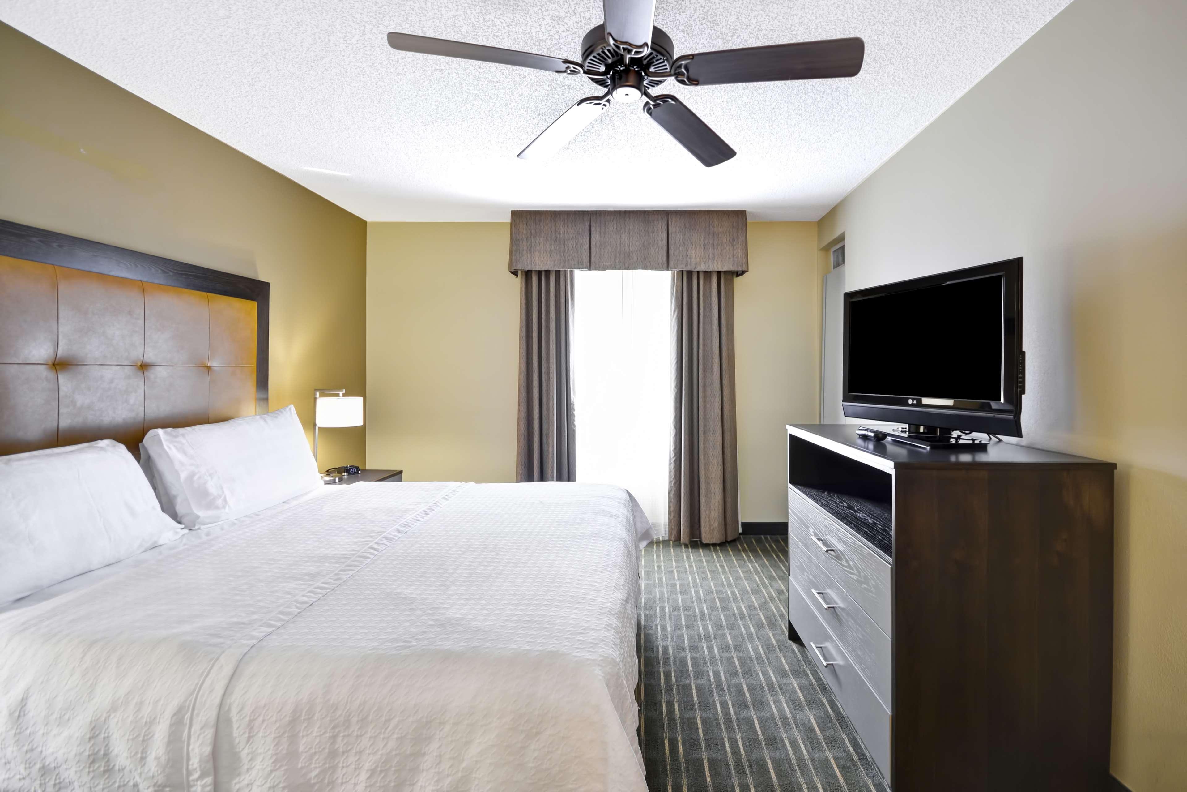 2 BEDROOMS, SUITE, 2 DOUBLE BEDS, KING BED, 2 BATHROOMS