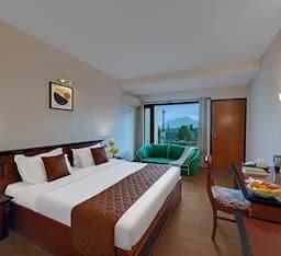 Room, Valley View