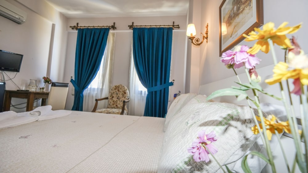 Karaburun Konak Hotel 30/50