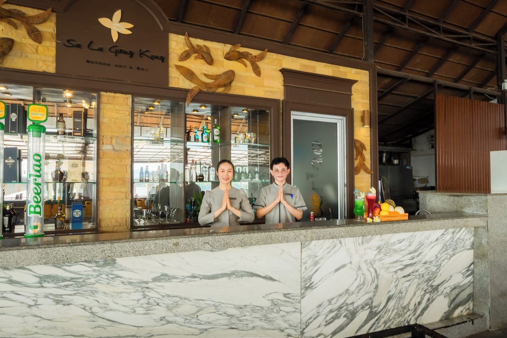 Champasak Grand Hotel 12/73