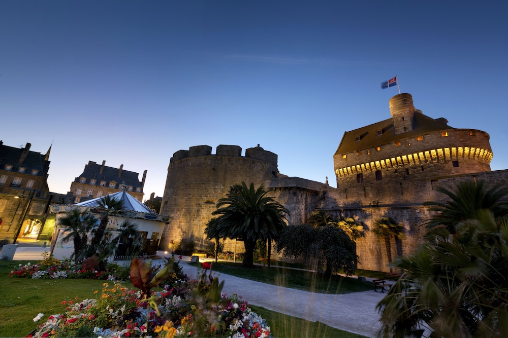 Hotel des Marins 45/50