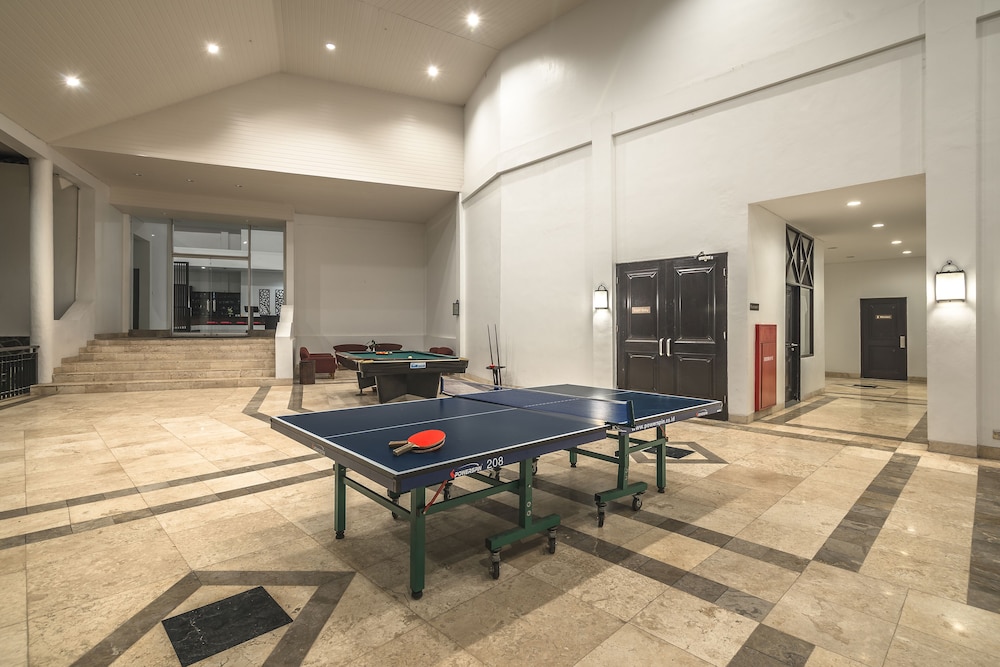Lido Lake Resort by MNC Hotel 51/63