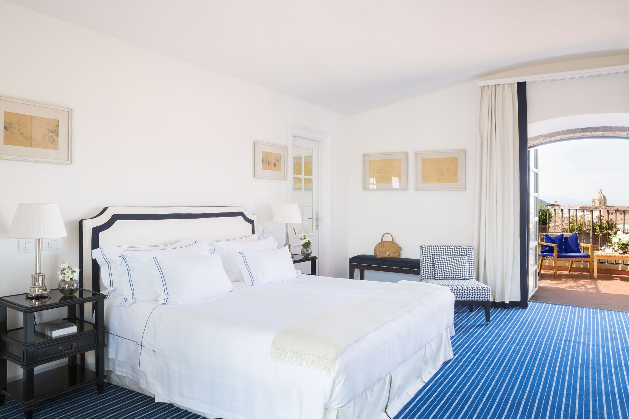 2 BEDROOMS, PANORAMIC, SUITE, RIVER VIEW, TERRACE