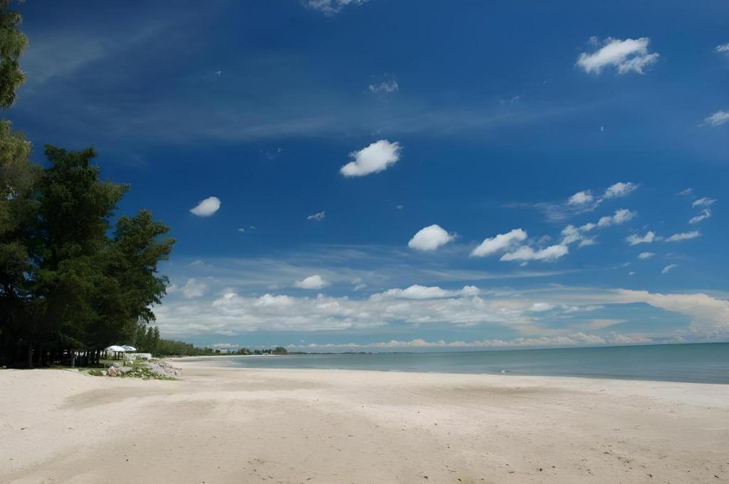 Casuarina Resort 12/27