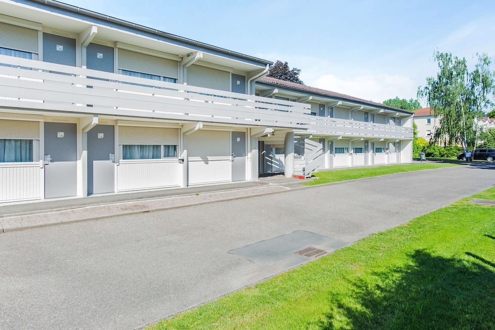 CAMPANILE VICHY - BELLERIVE SUR ALLIER 47/50