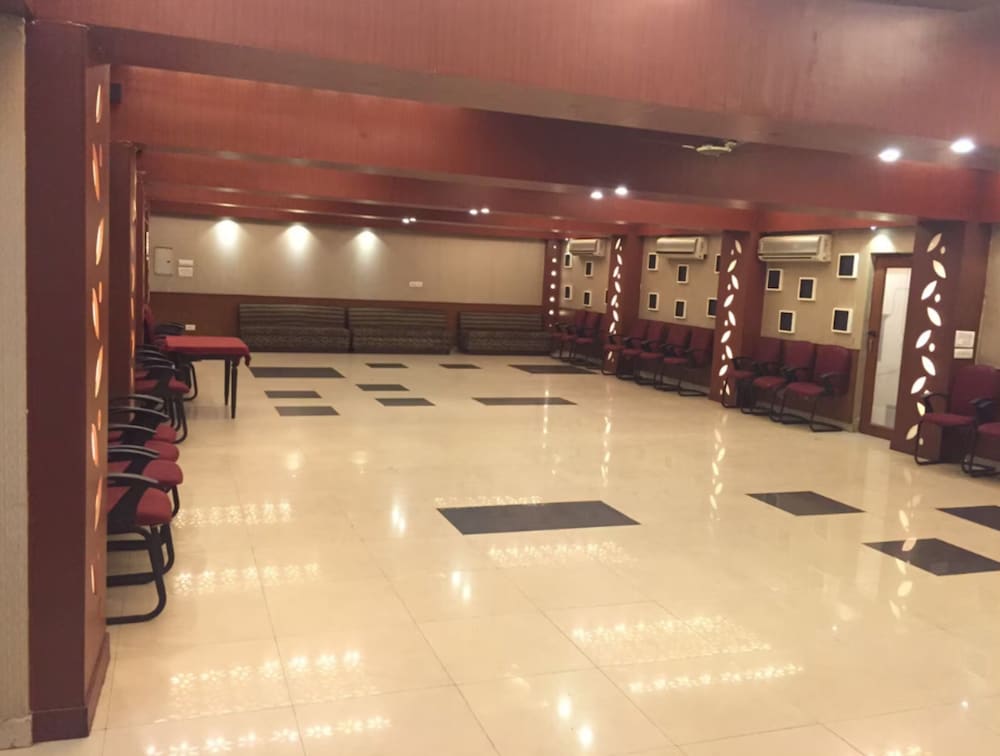 HOTEL DOON REGENCY 9/41