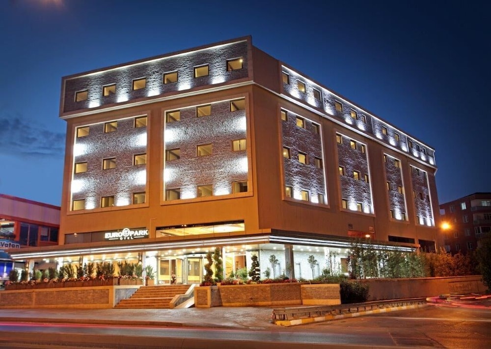 Euro Park Hotel 4/71
