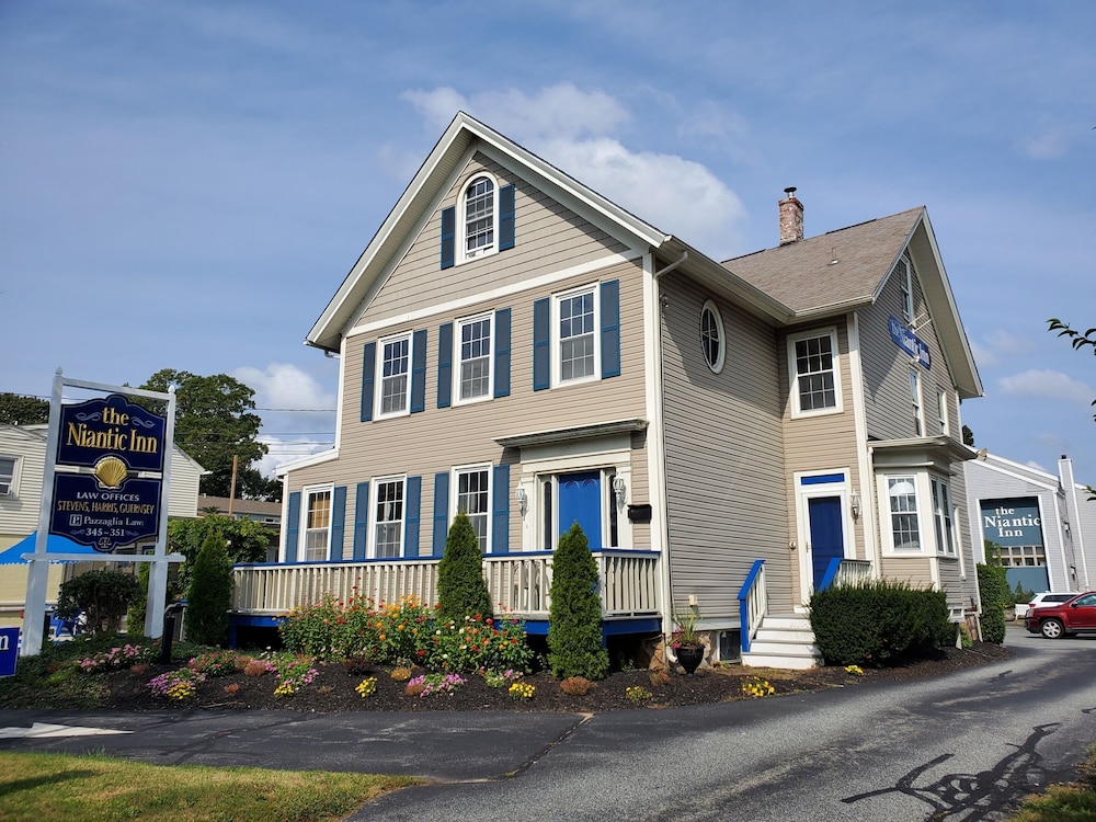 The Niantic Inn 34/50