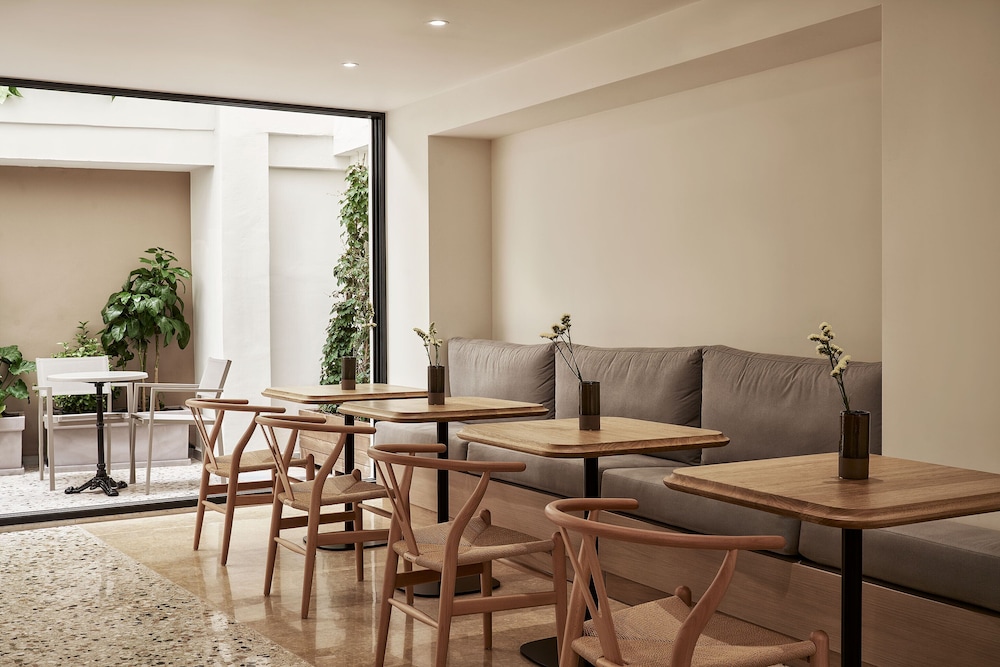 Vasi Hotel 31/50