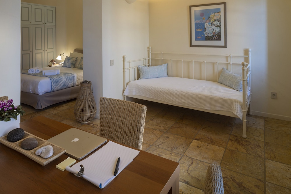 Aria Lito Mansion 20/68