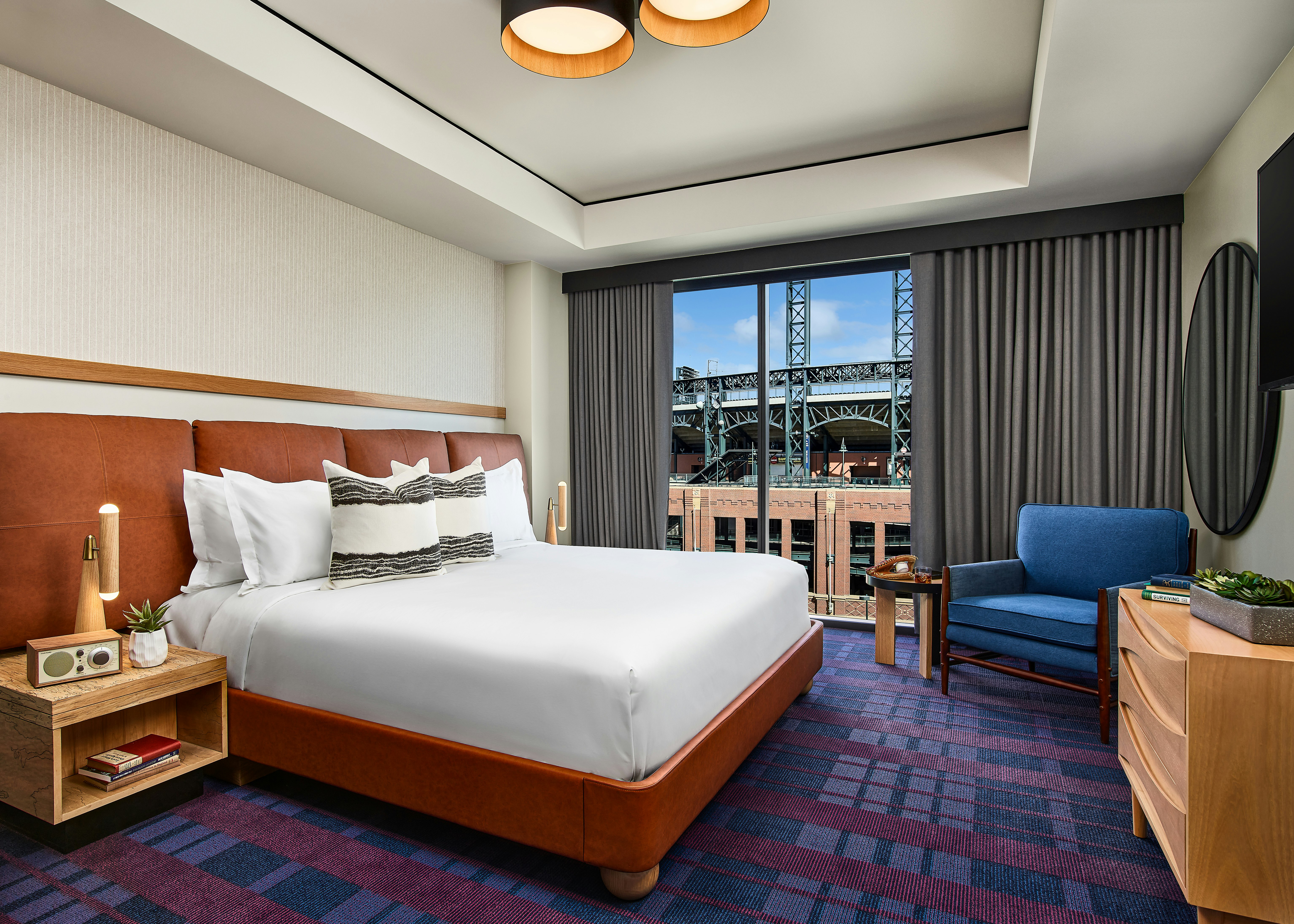 Legend, Suite, King Bed, Corner, Accessible