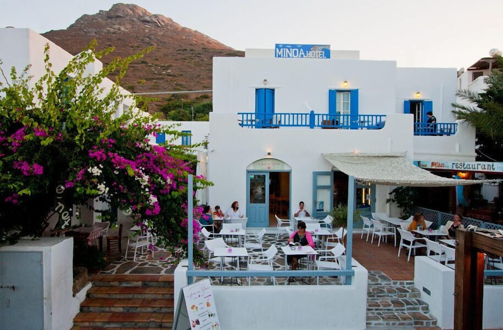 Minoa Hotel Amorgos 2/19