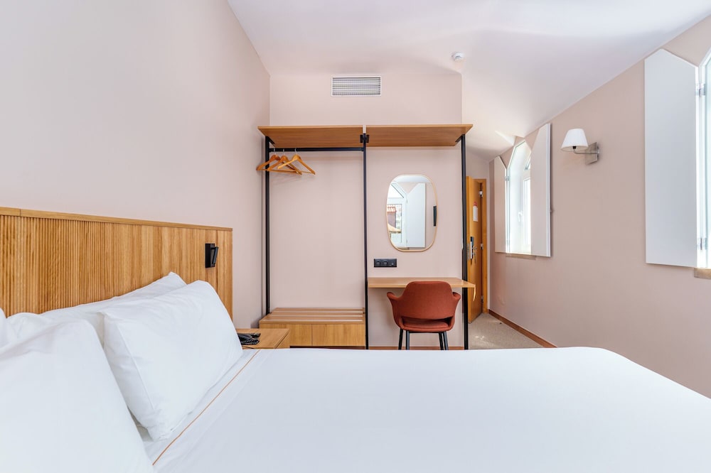 CASCAIS HOTEL 21/67
