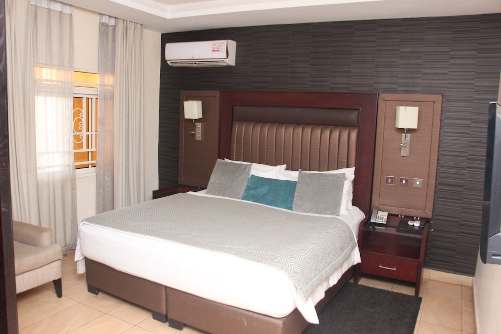 Vynedresa Hotel 16/46