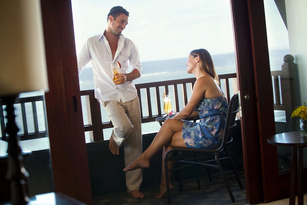 HOLIDAY INN RESORT BALI BENOA 63/79