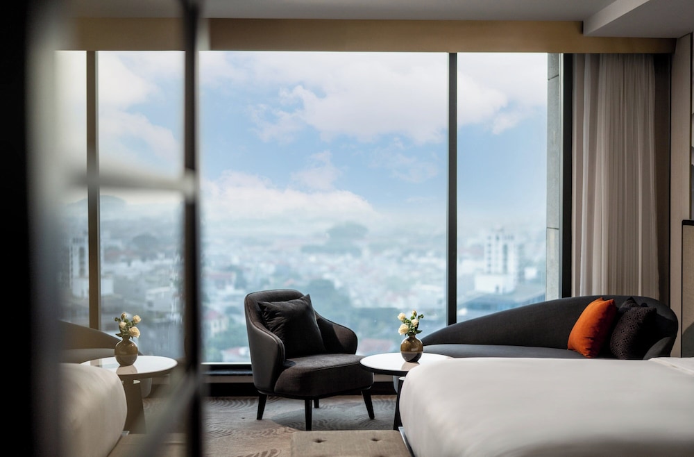 Crowne Plaza Vinh Yen City Centre, an IHG Hotel 19/50