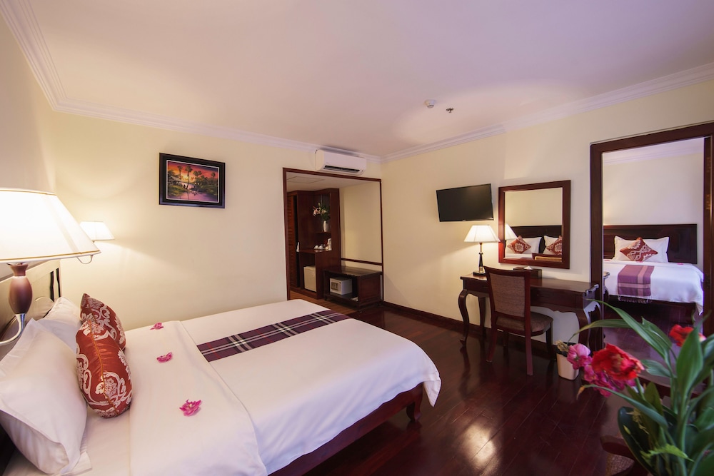 SMILING HOTEL AND SPA 13/50