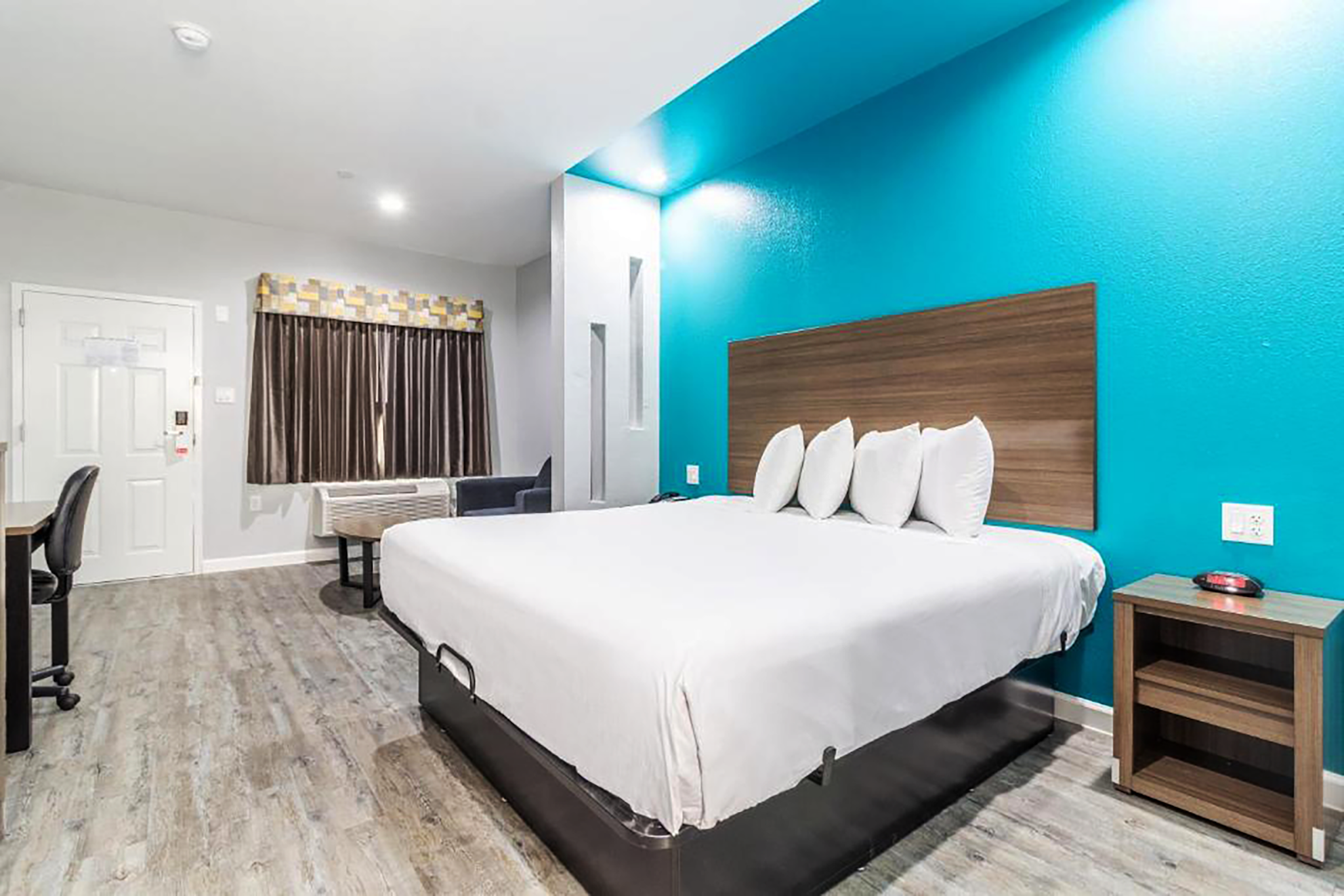 Americas Best Value Inn and Suites Kingwood IAH Airport 11/31