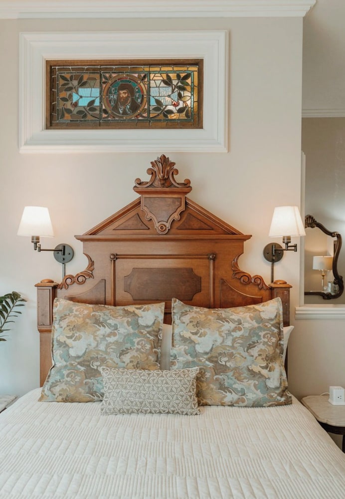 Mccall House Bed And Breakfast 10/50