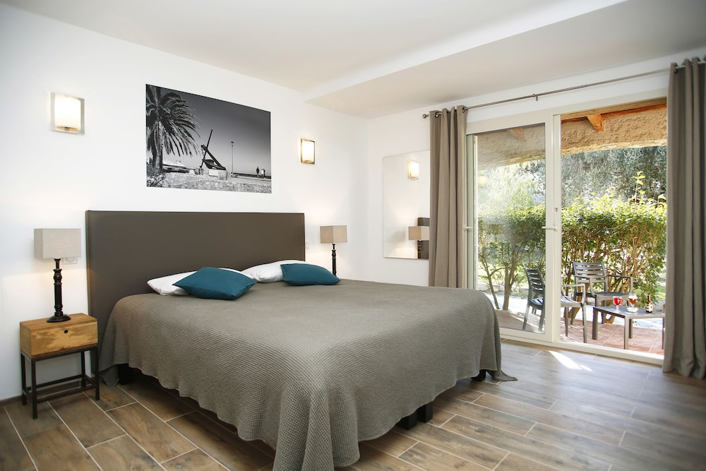 HOTEL CASA ROSSA 20/72