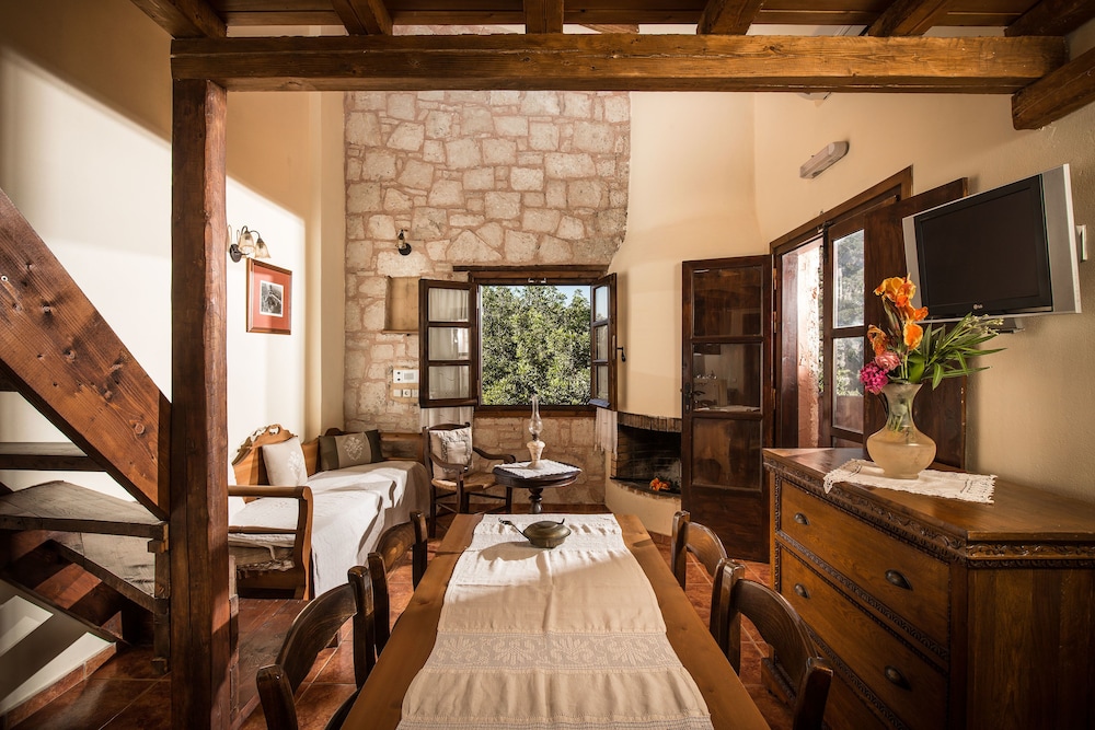 Enagron Ecotourism Village 28/58