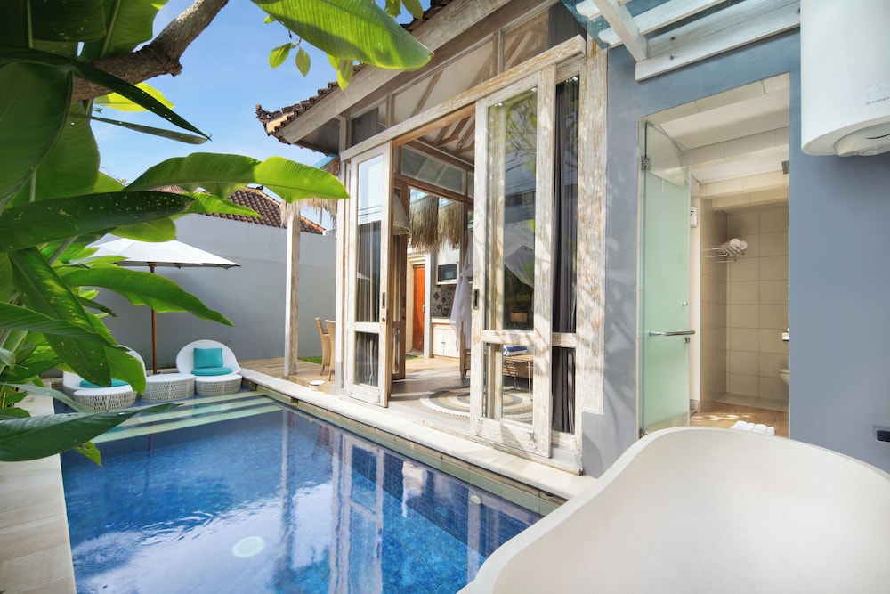 18 Suite Villa Loft Kuta 38/73