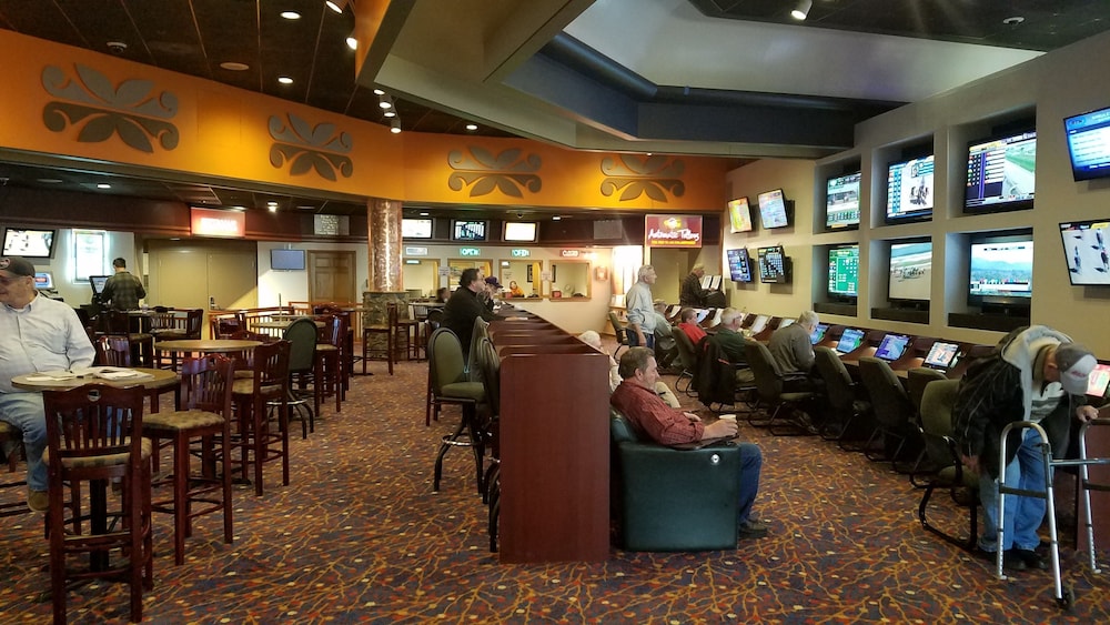 Ho-Chunk Gaming Wisconsin Dells 25/50