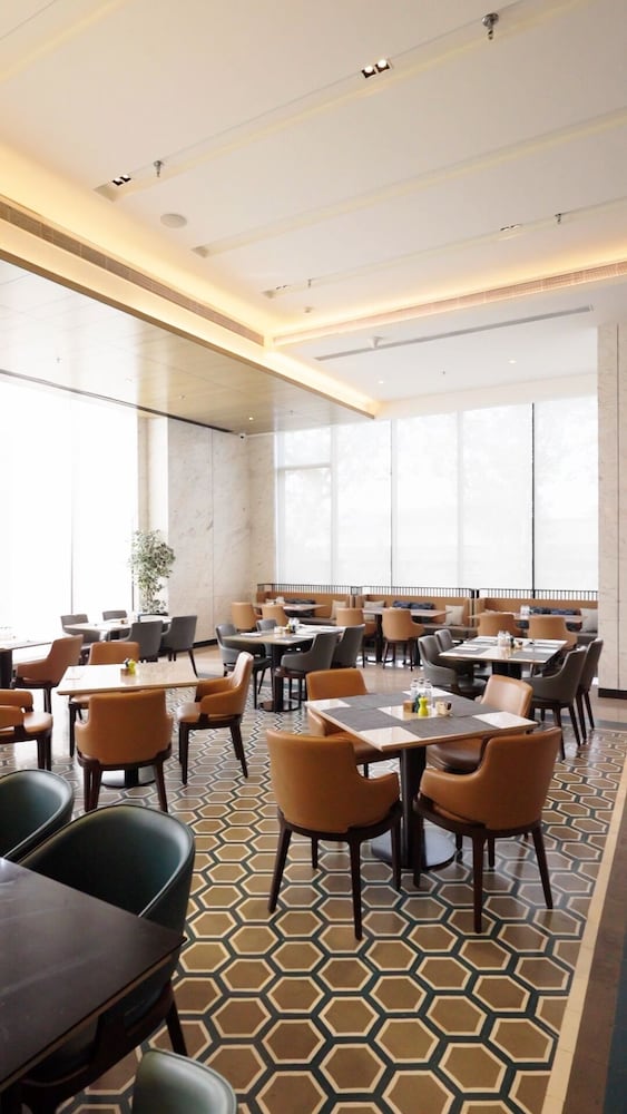 Fairfield by Marriott Mumbai International Airport 34/48