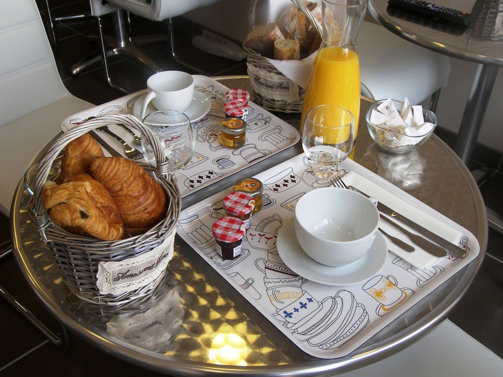 Hostellerie Du Matin Calme 27/39