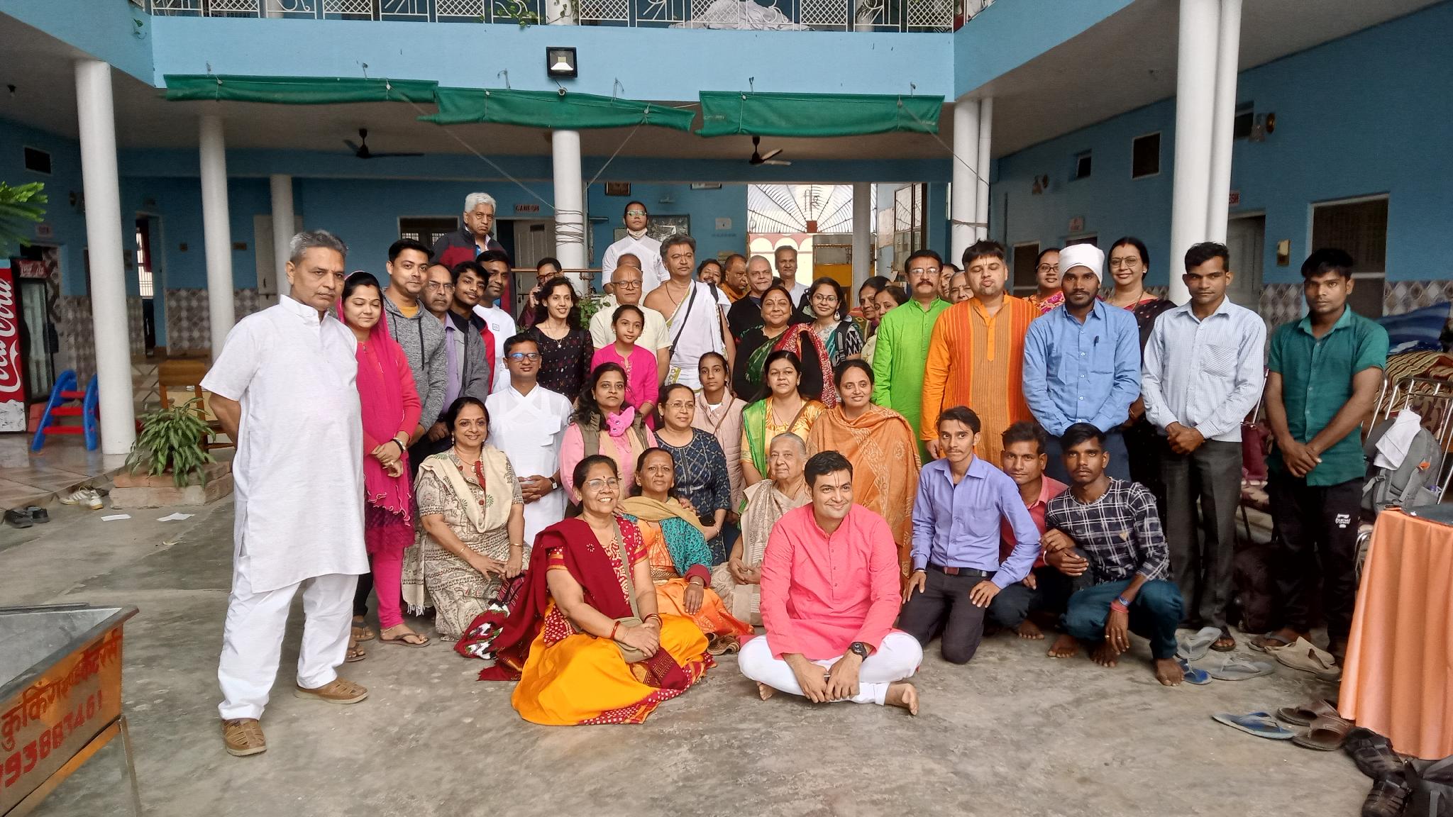 Shri Yoga Mandir Guest House 37/46