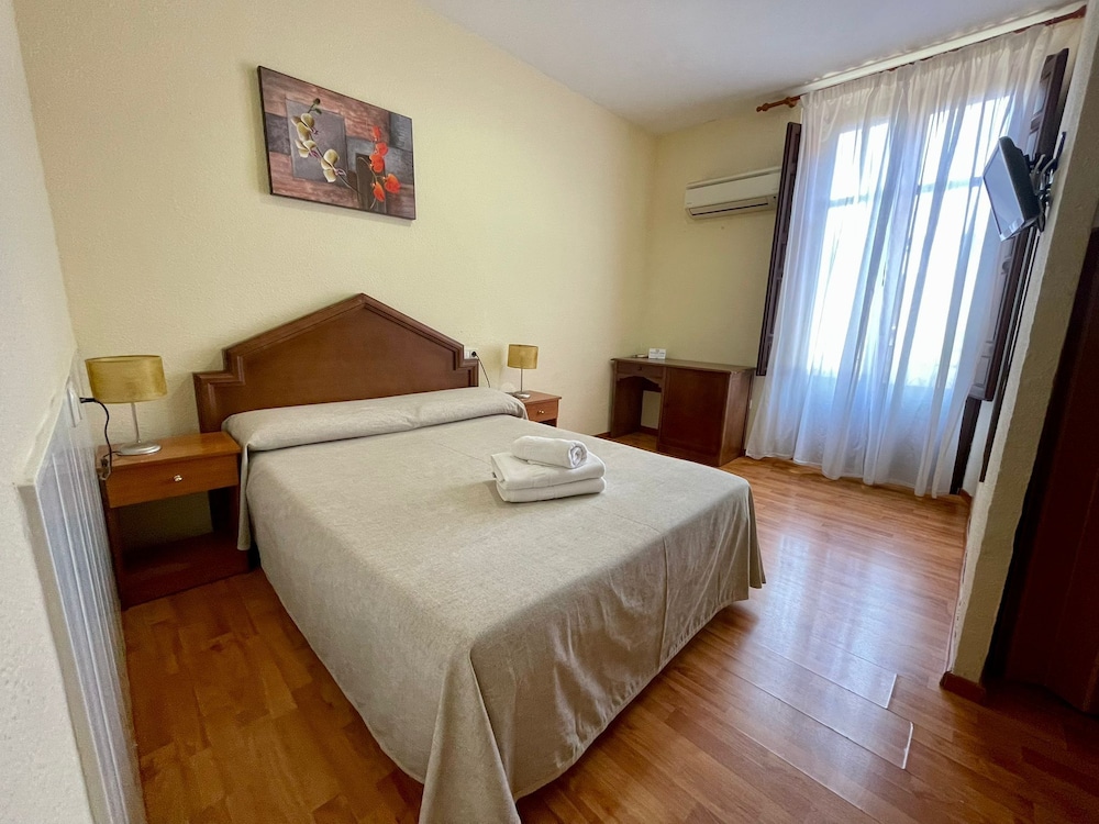 Arteaga Hostal & Baños Árabes Elvira 11/50