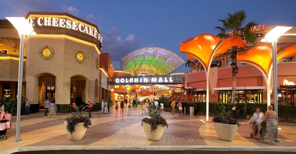Doubletree By Hilton Miami Doral 11/44