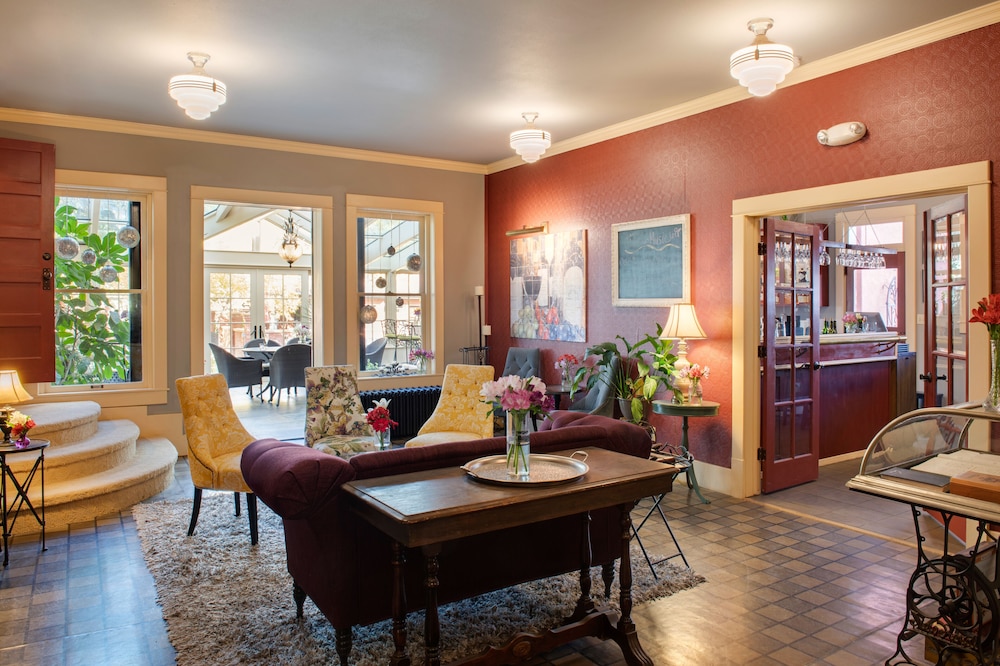 Chamberlin Inn 29/42