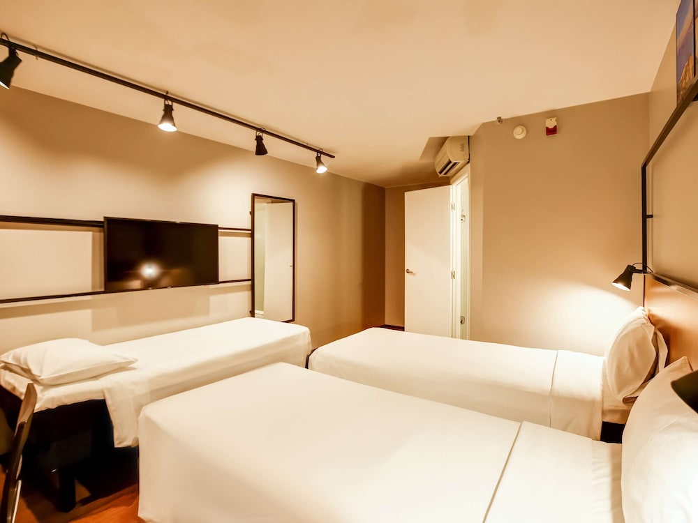 ibis Copacabana Posto 2 Hotel 33/80