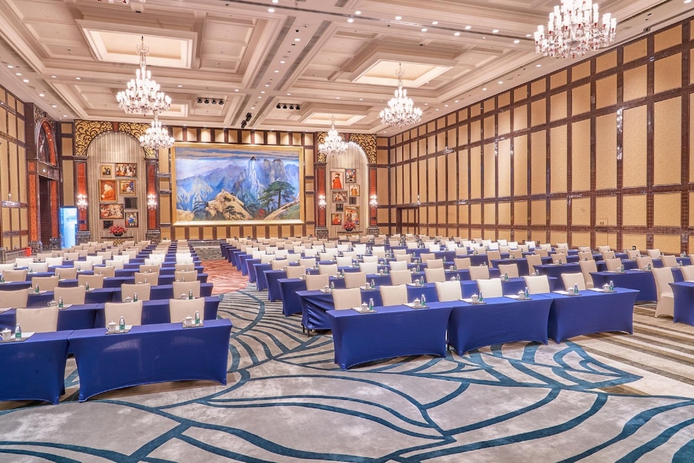 Chateau Star River Shaanxi 55/61