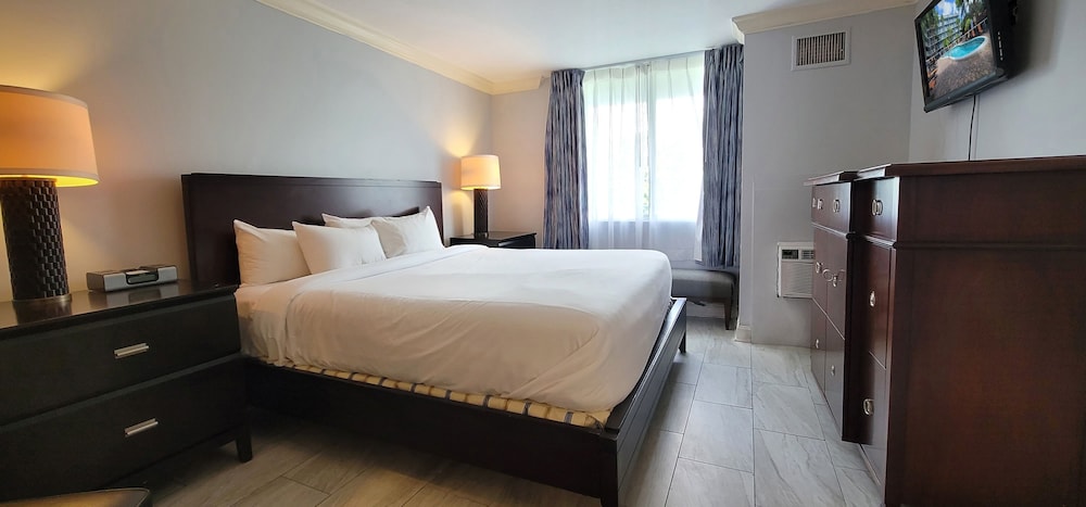 Fort Lauderdale Grand Hotel 24/68