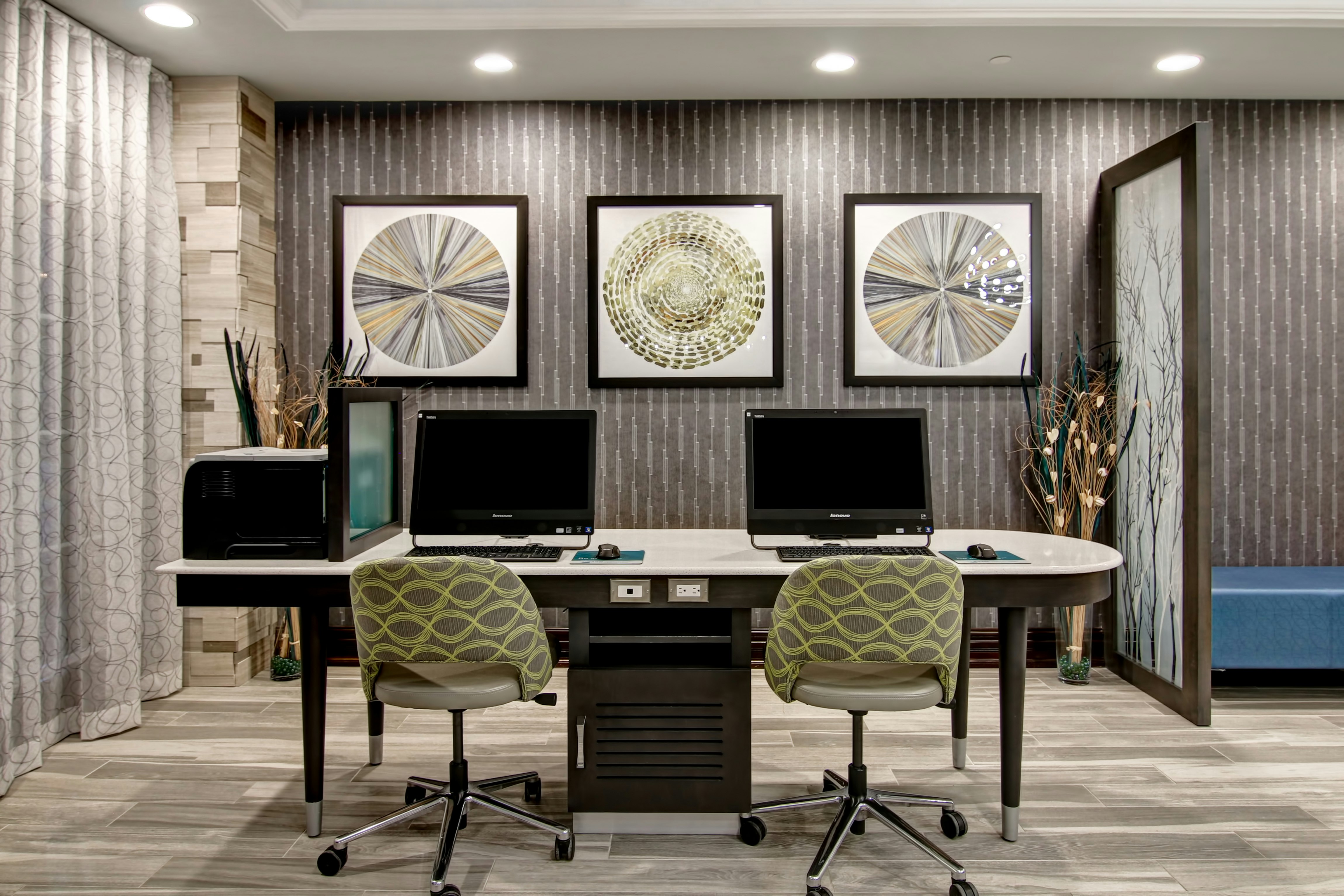Homewood Suites By Hilton Burlington 18/23