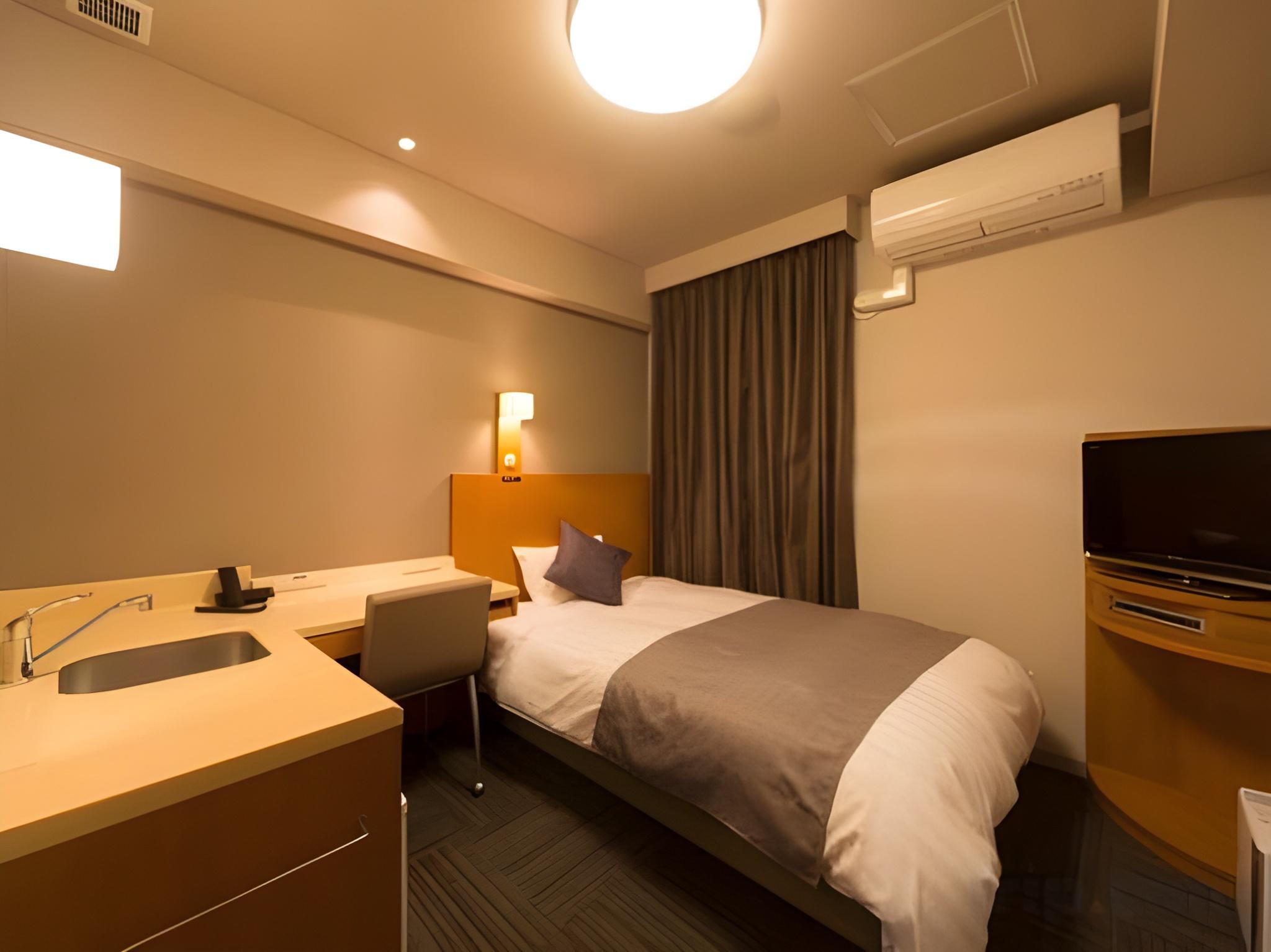 Semi Room, Standard, Semi Double Bed