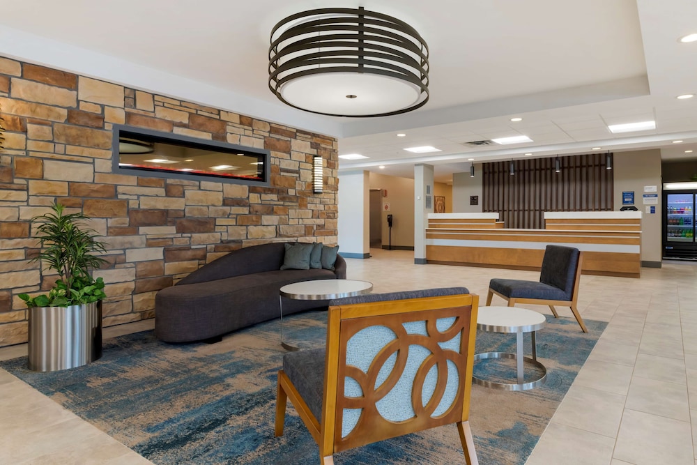 Best Western Plus Isanti 10/41