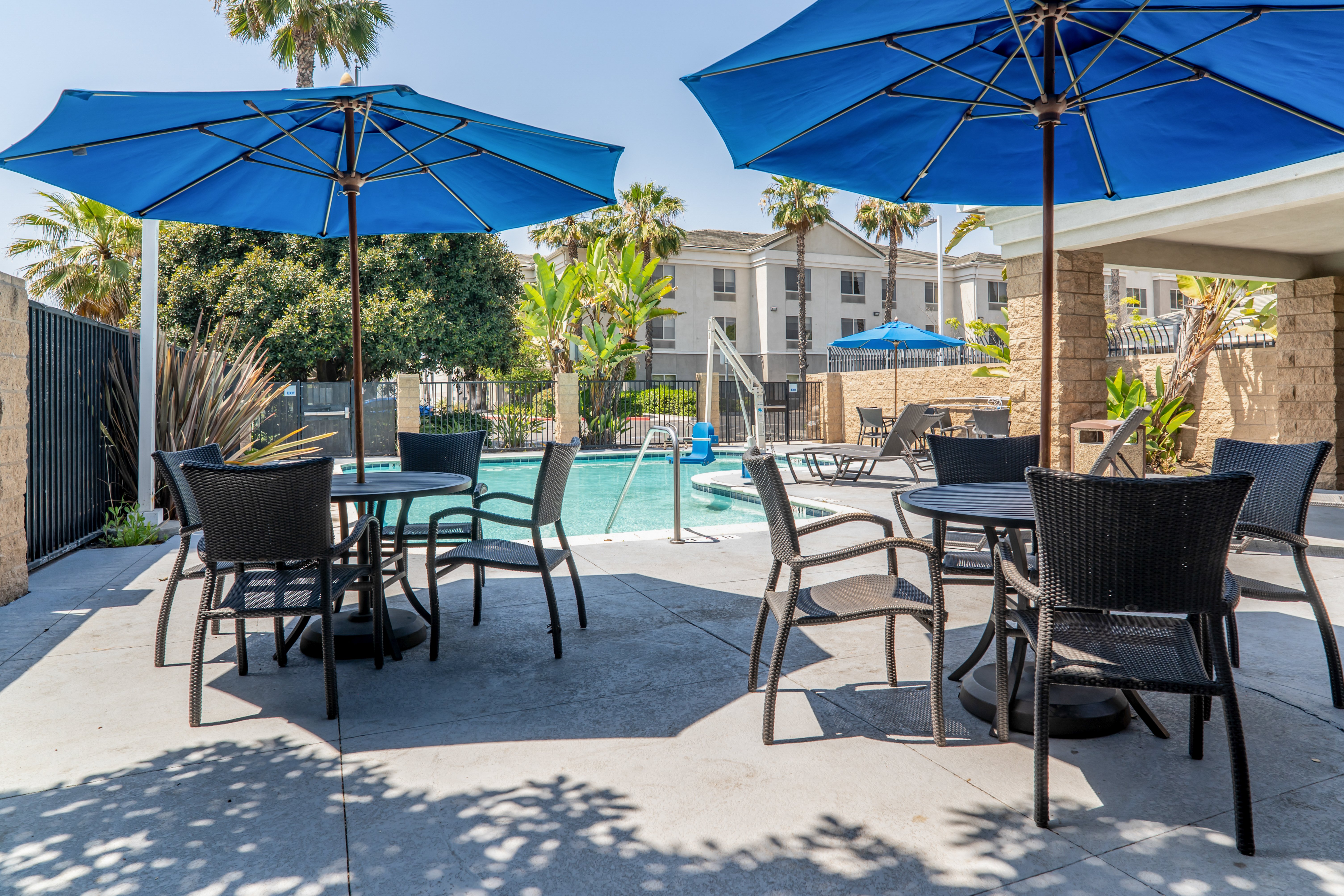 Holiday Inn Express Hotel Suites San Diego Otay 52/77