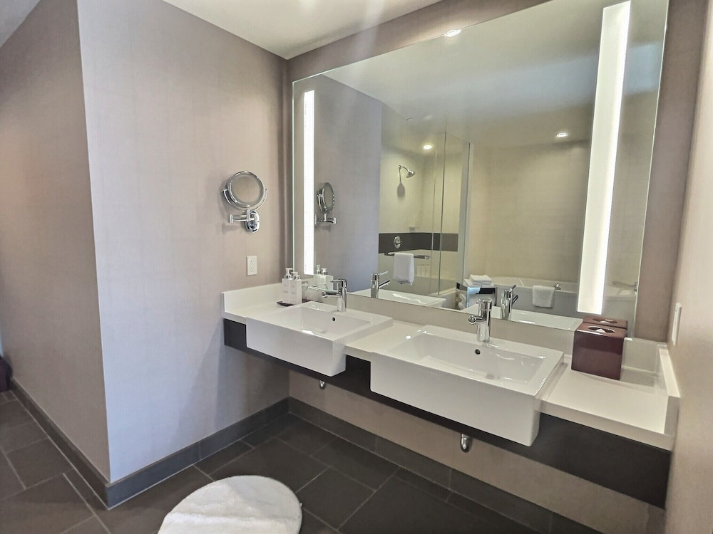 Jet Luxury At The Vdara Condo Hotel 60/70