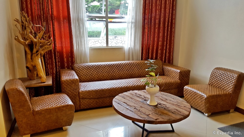 Microtel By Wyndham Baguio 18/26