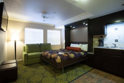 London Bridge Resort 38/82