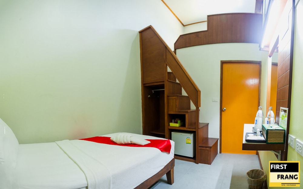 First & Frang Hotel 19/70