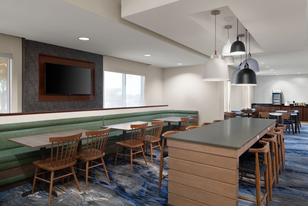 Fairfield Inn by Marriott Ft Leonard Wood 40/49